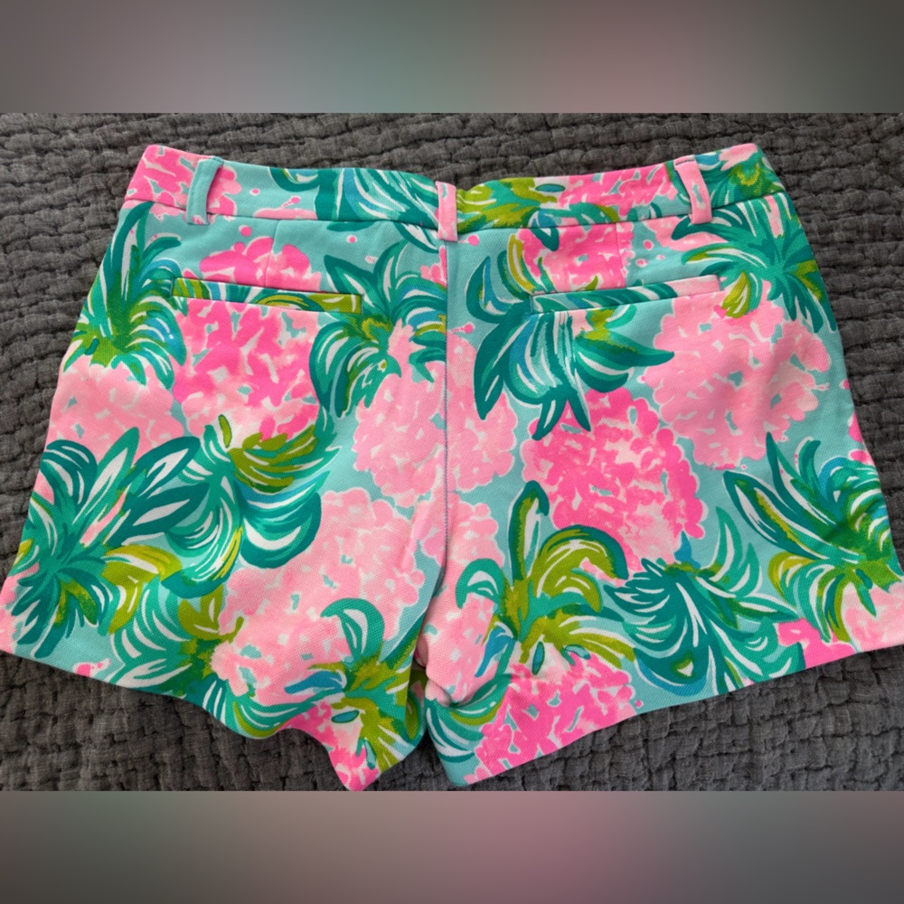 Lilly Pulitzer Callahan Knit Shorts - Picture 2 of 3